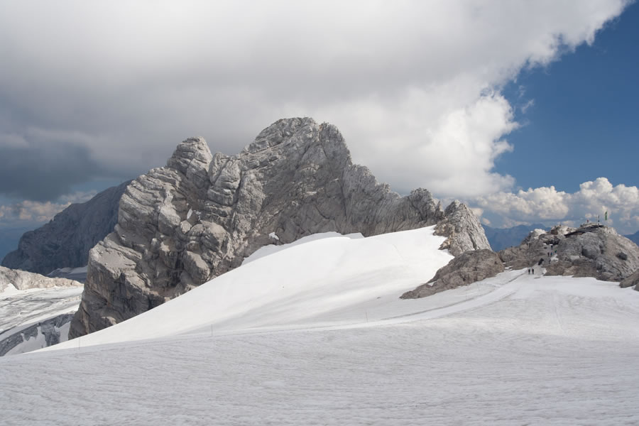 Dirndl, Seethaler Hütte