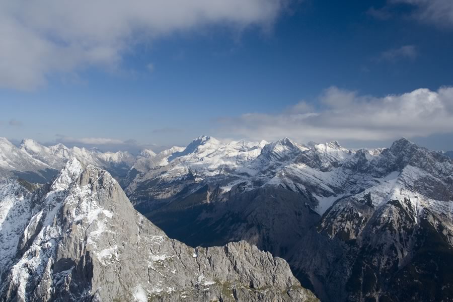 Birkkarspitze z vrhovi nad Karwendeltal