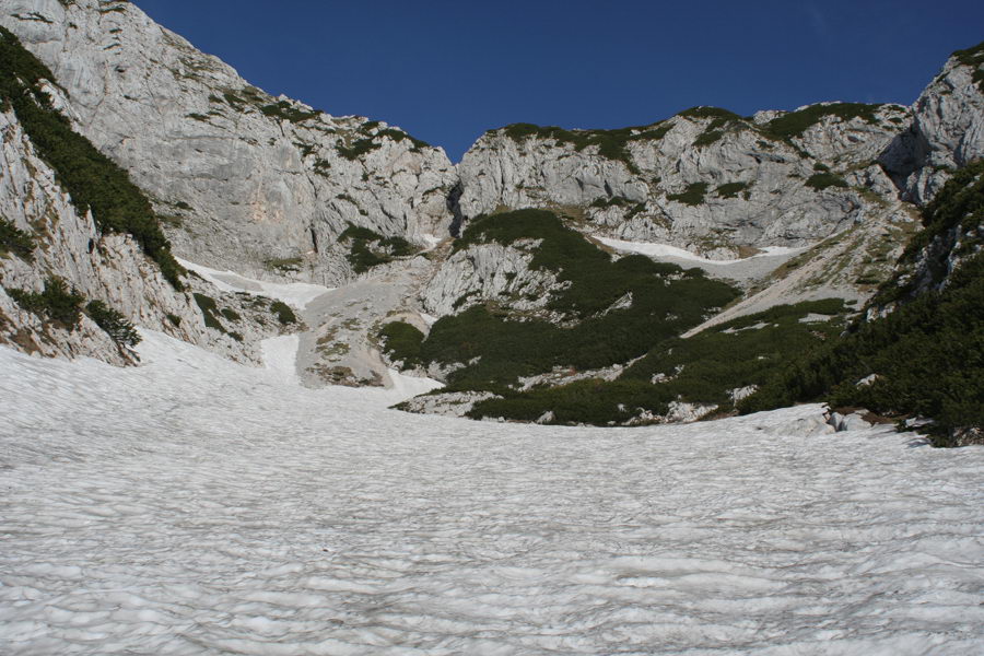 Kalce, vzpon v smeri škrbine