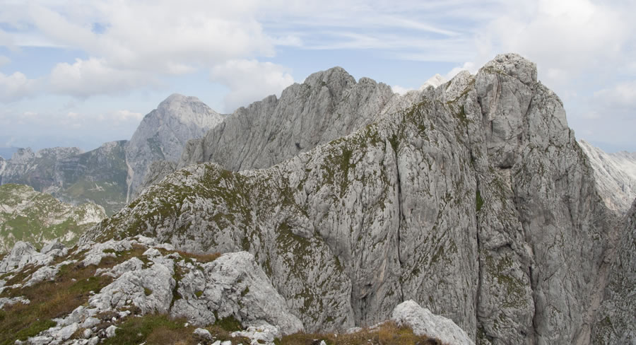 Mangart, Pelc nad Klonicami, Veliki Pelc
