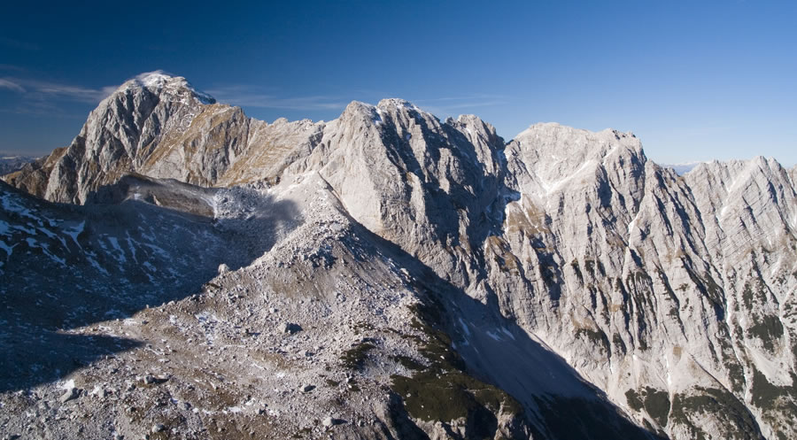 Mangart, Kotova špica, V koncu špica, Vevnica, Strug