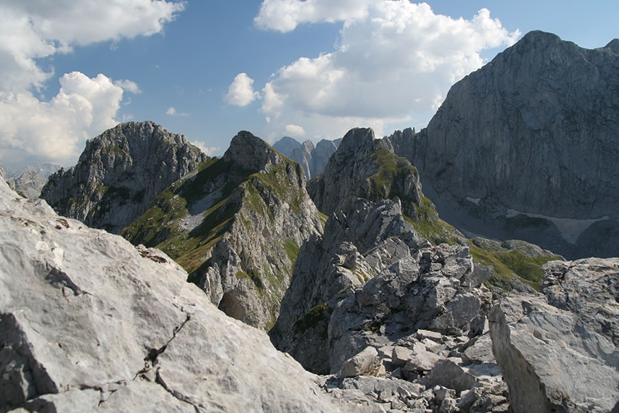 Pogled na Karanfile z Očnjaka