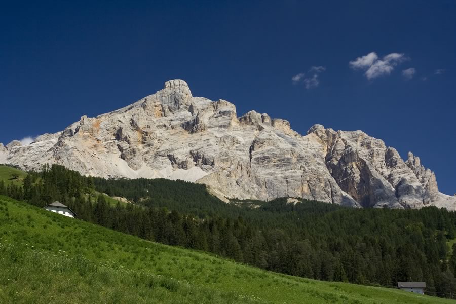 Piz de Lavarella in Piz dles Conturines med povratkom
