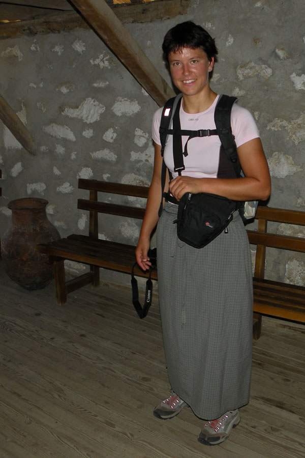 Prav posebna samostanska oblačila