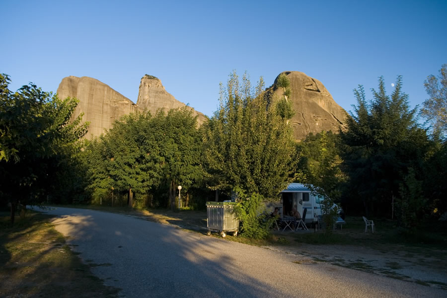 ...v kampu z razgledom.