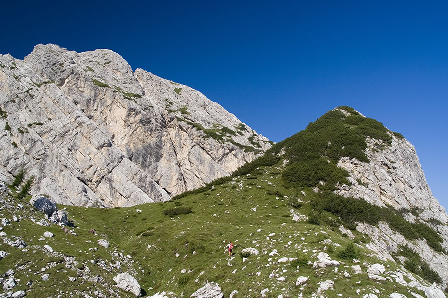 Z vzhoda povsem krotki Torre della Meda