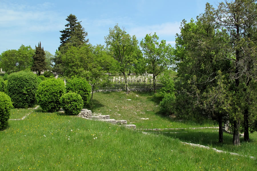 Vojaško pokopališče Gorjansko