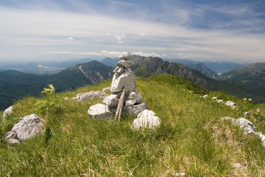 Veliki vrh, zadaj Mali in Veliki Karman