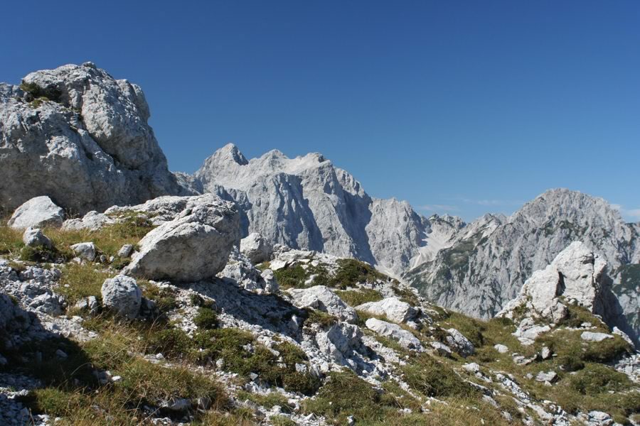 Skuta, Rinke, Mrzla gora