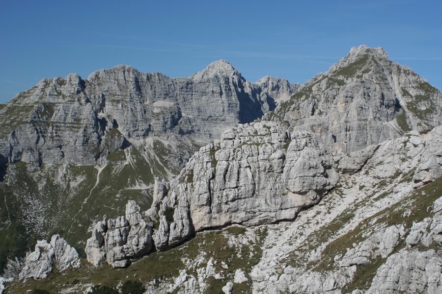 Špik nad Špranjo, Špik nad Nosom in Koštrunove špice