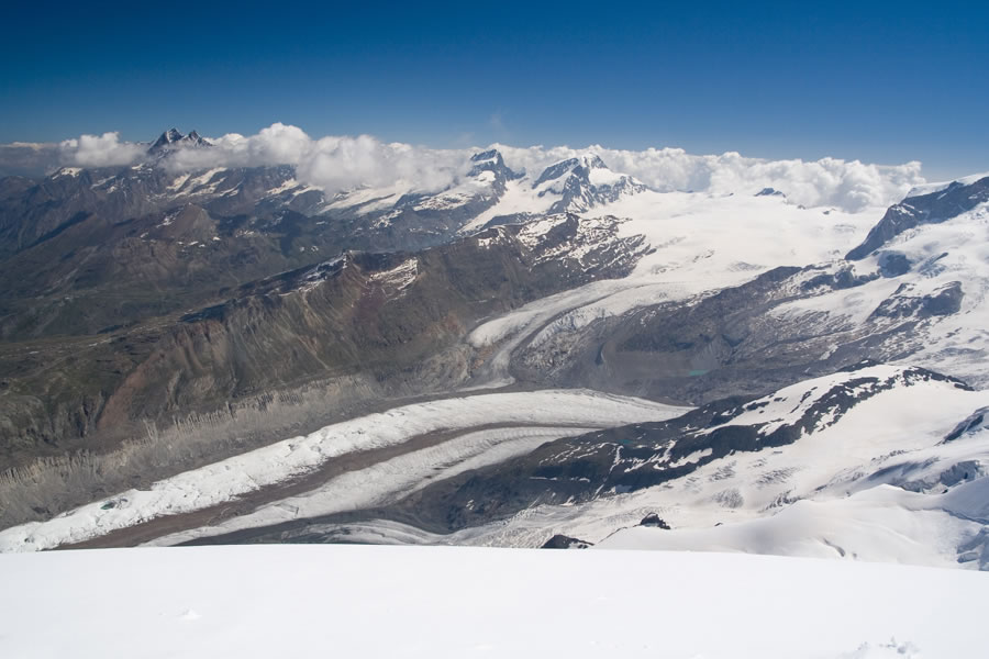 Skupini Mischabel in Allalin, Weissgrat