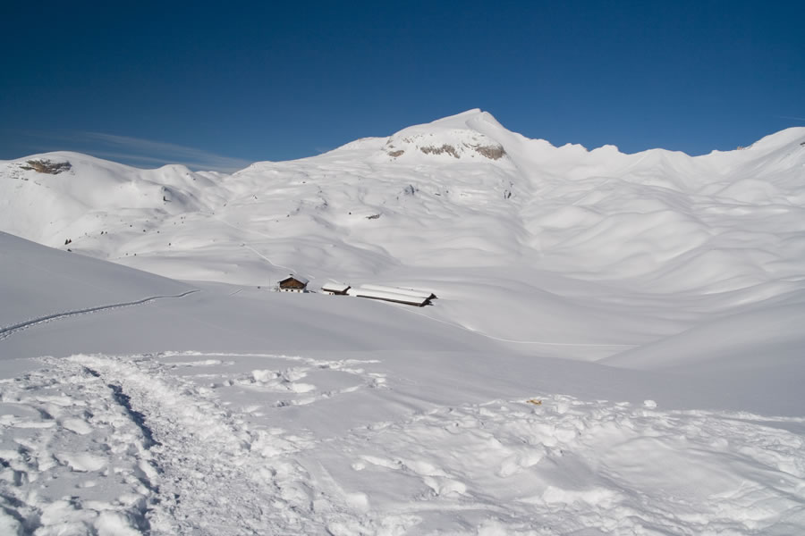 Rifugio Munt de Sennes, Muntejela de Senes